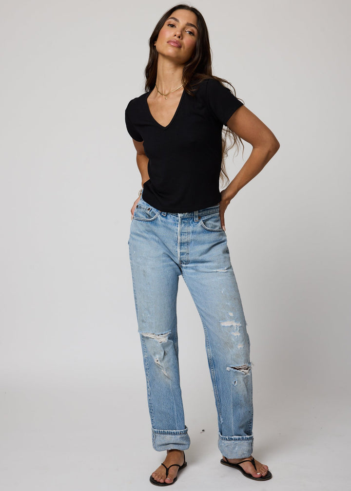 STILLWATER Rib V-Neck Crop Baby Tee-The Shop Laguna Beach