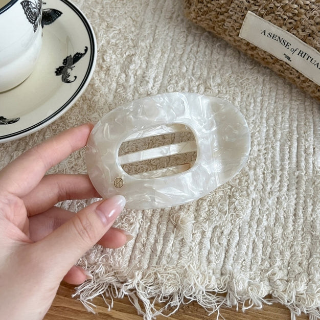 ACCITY Oval Flat Retro Claw Clip - More Colors Available-The Shop Laguna Beach