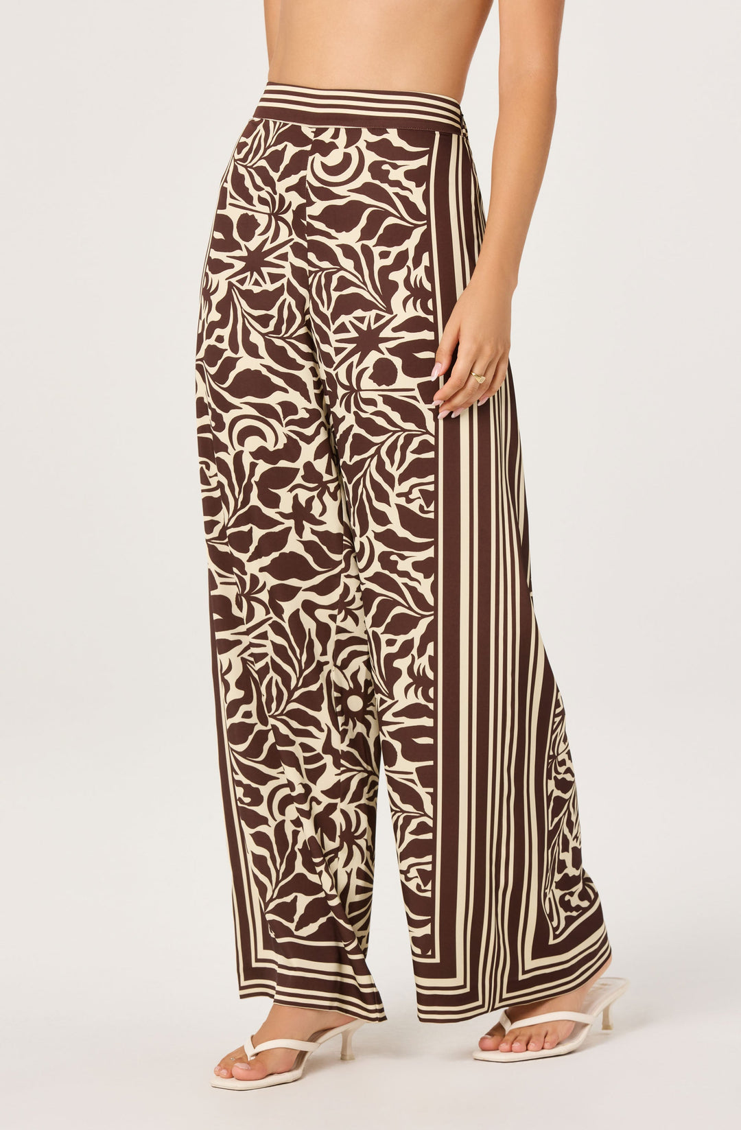 ASTR THE LABEL Eva Printed Wide-Leg Pants