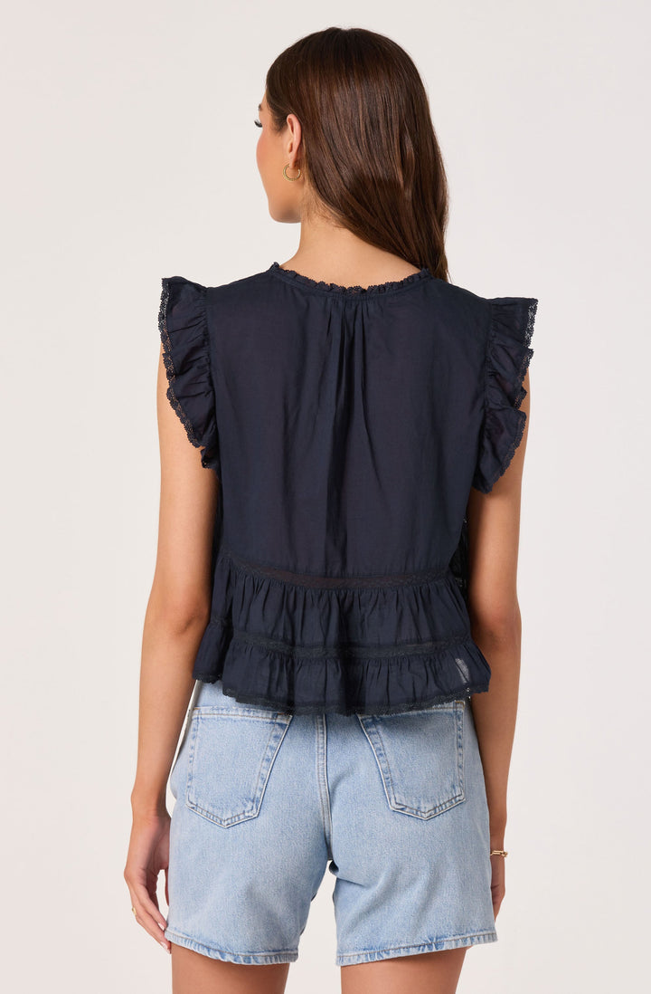 ASTR THE LABEL Julie Flutter Sleeve Top
