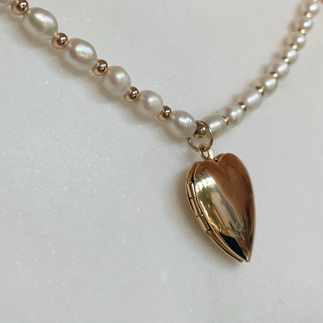 HOUSE OF AU.+ORA Heart of Gold Locket Pearl Necklace | The Shop 