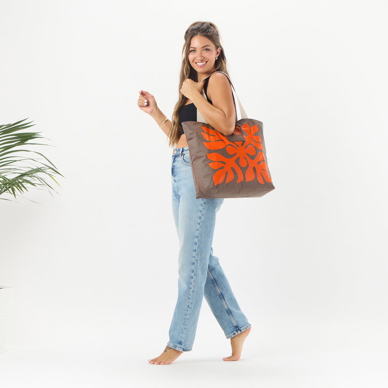 ALOHA COLLECTION Applique Day Tripper Tote • Zest/Coconut | The