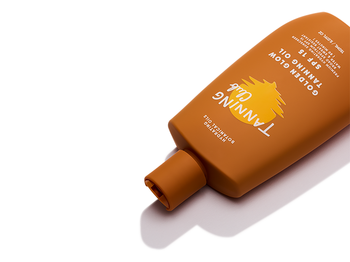 TANNING CLUB Golden Glow SPF15 Tanning Oil