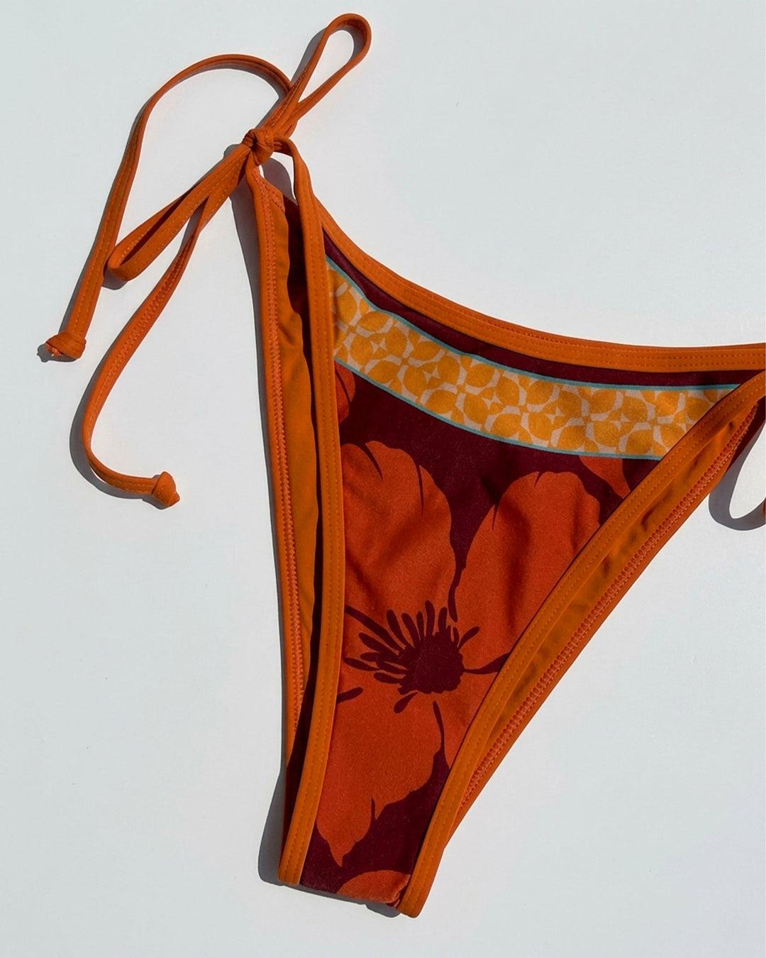 LSPACE Levy Printed Tie-Side Bottom